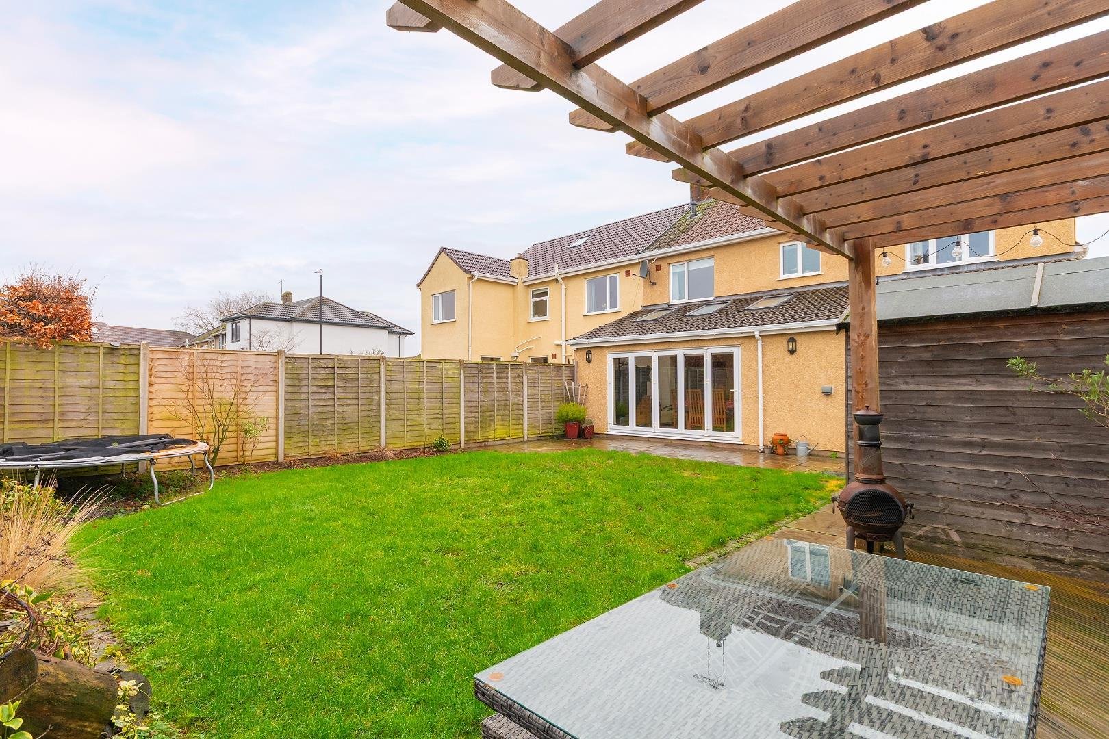 Queensholm drive downend 34455114 1 q8 dbh external d
