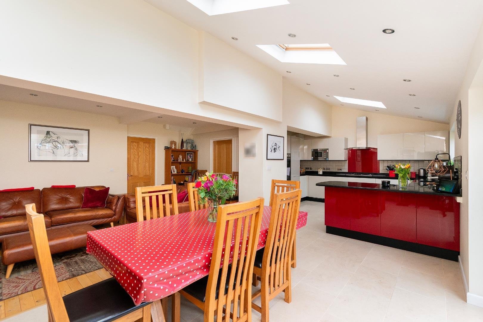 Queensholm drive downend 34455114 1 q8 dbh kitchen diner c