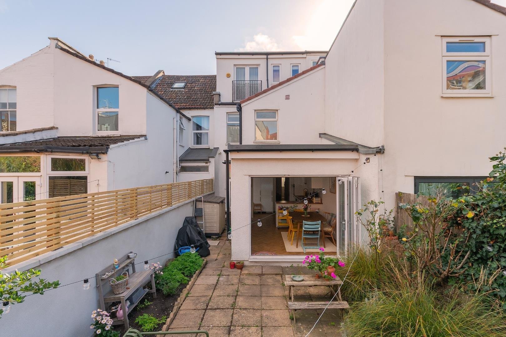 Raleigh road southville 34240969 1 r8 rse external a