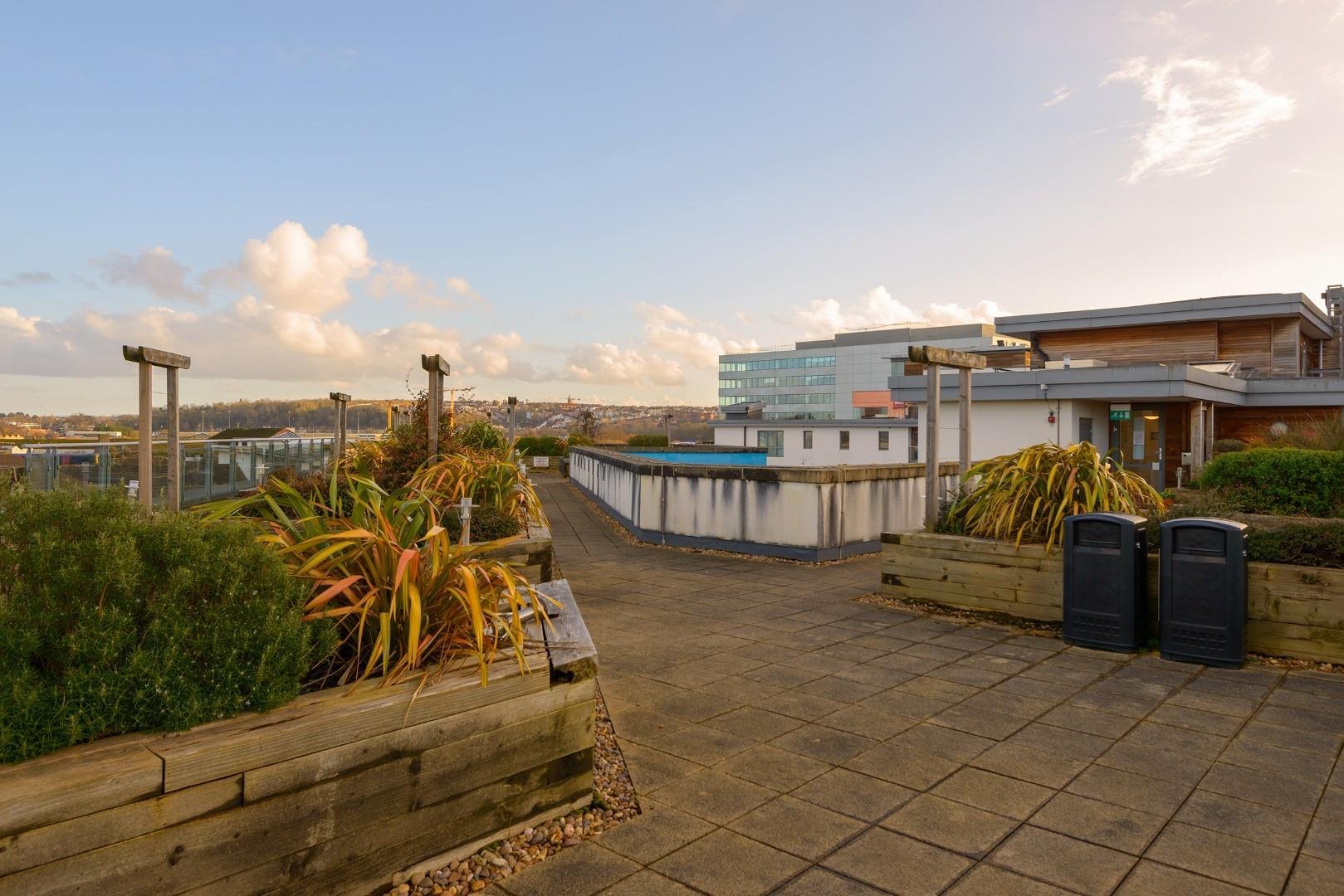 Ratcliffe court old market 33894015 truoceffilctar221 external 6