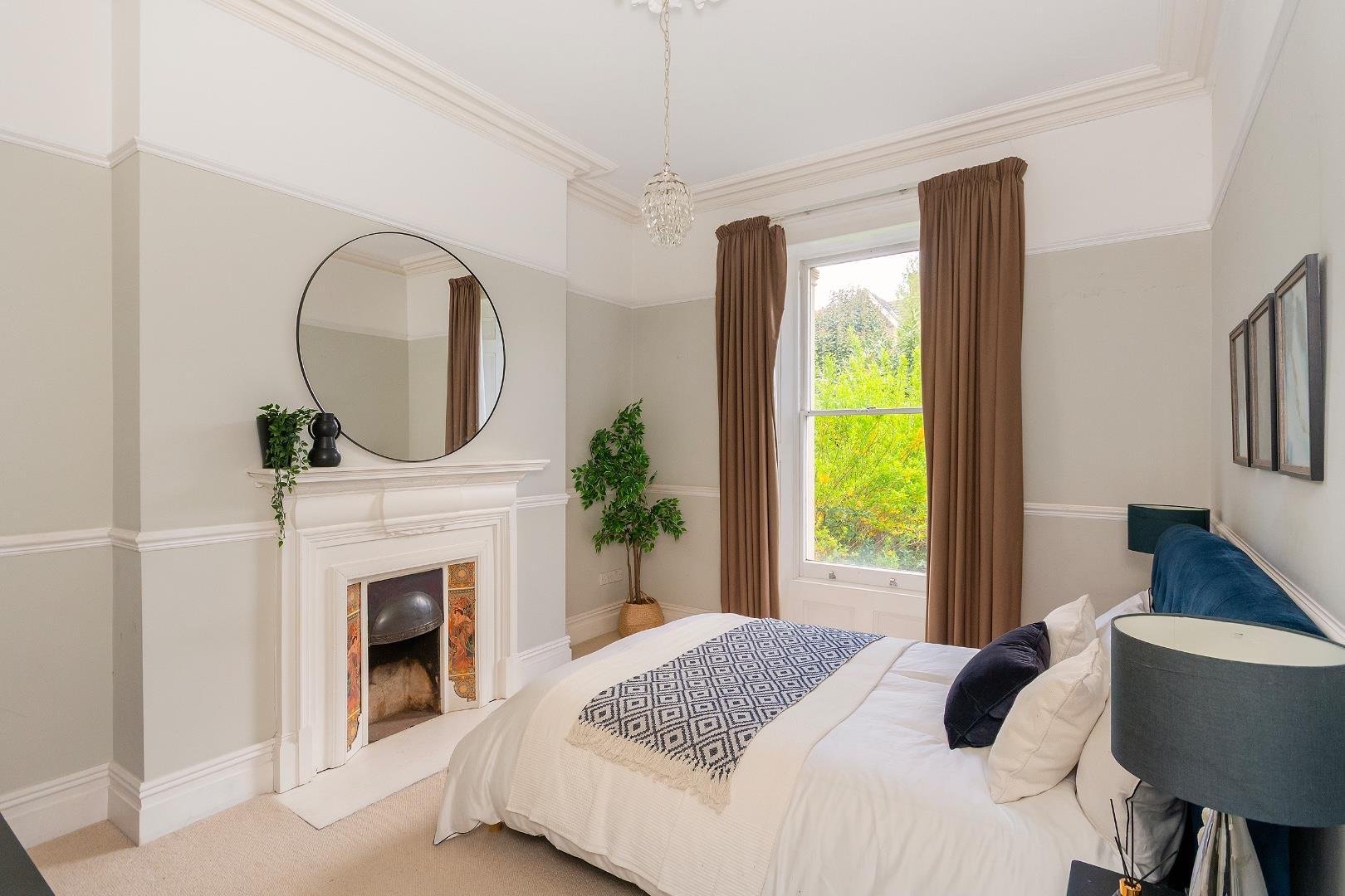 Redland road redland 33838127 h1 f2 f0 rrrd bedroom h