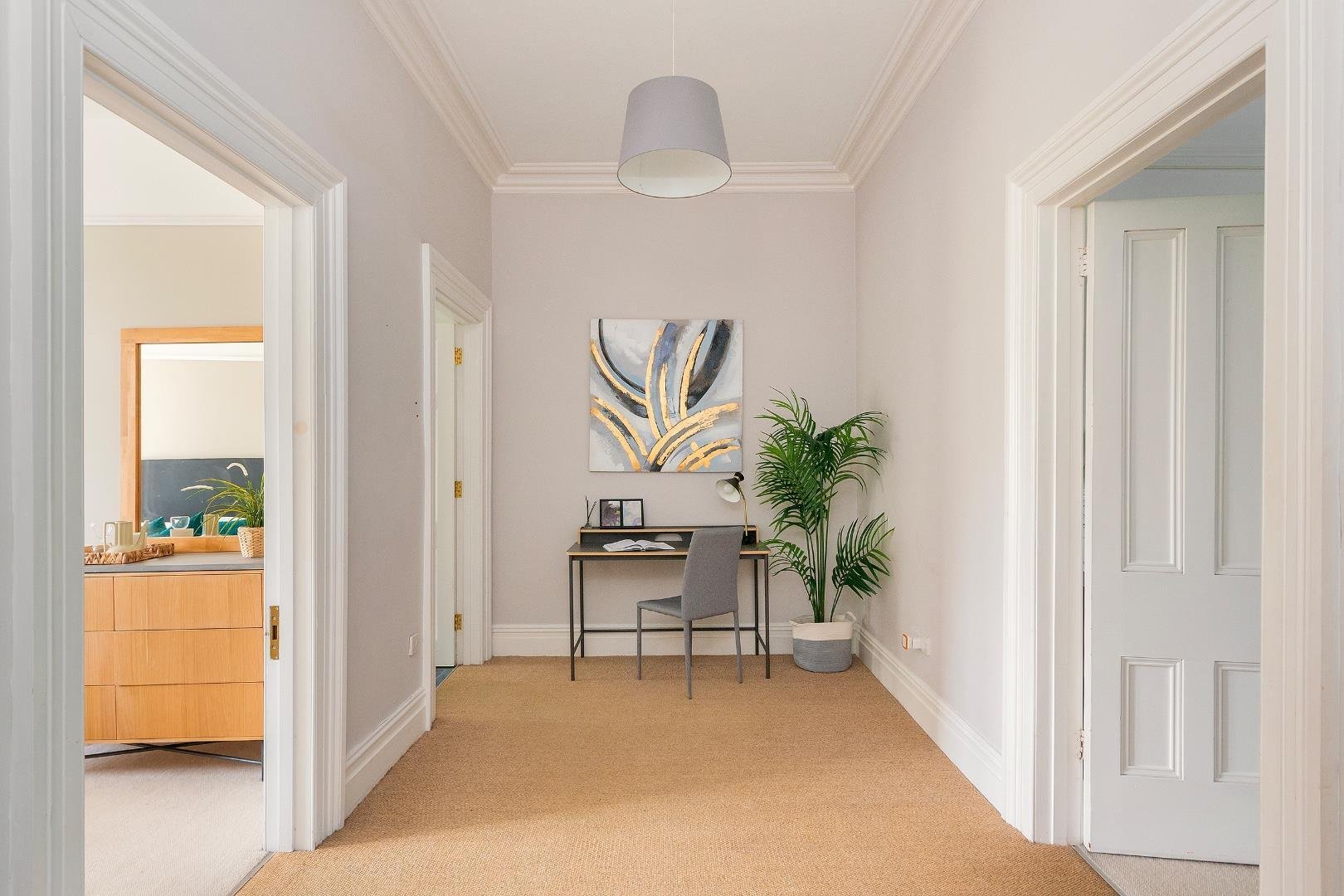 Redland road redland 33838127 h1 f2 f0 rrrd hallway a