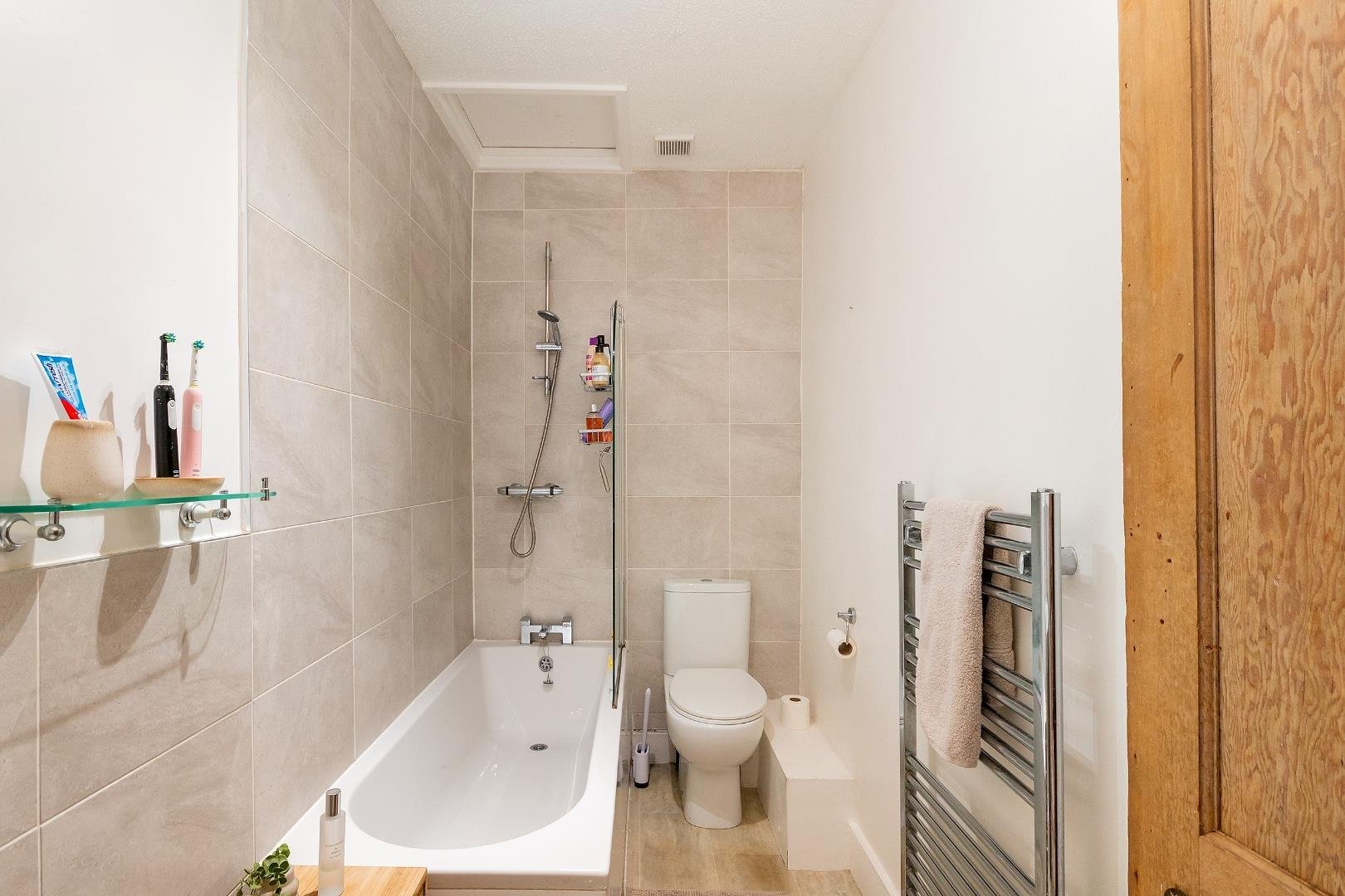 Richmond street totterdown 34575150 7 r1 stn bathroom c