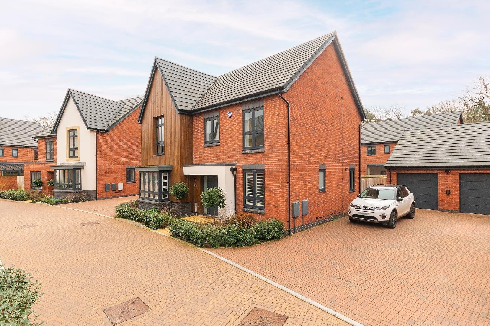 Ridings wood way barrow gurney 34536735 0 r9 wwbg external c