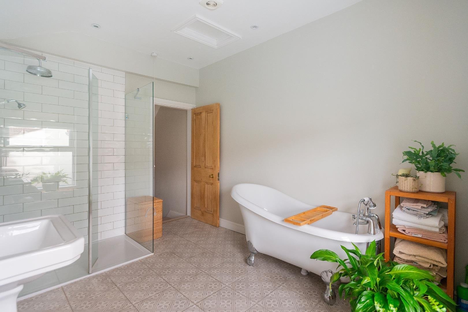 Ruby street bedminster 34597231 2 r2 sbr bathroom b