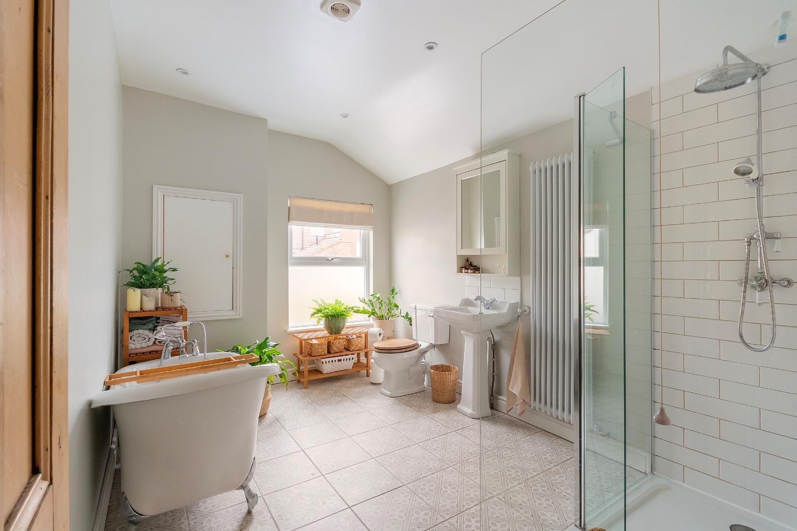 Ruby street bedminster 34597231 2 r2 sbr bathroom c