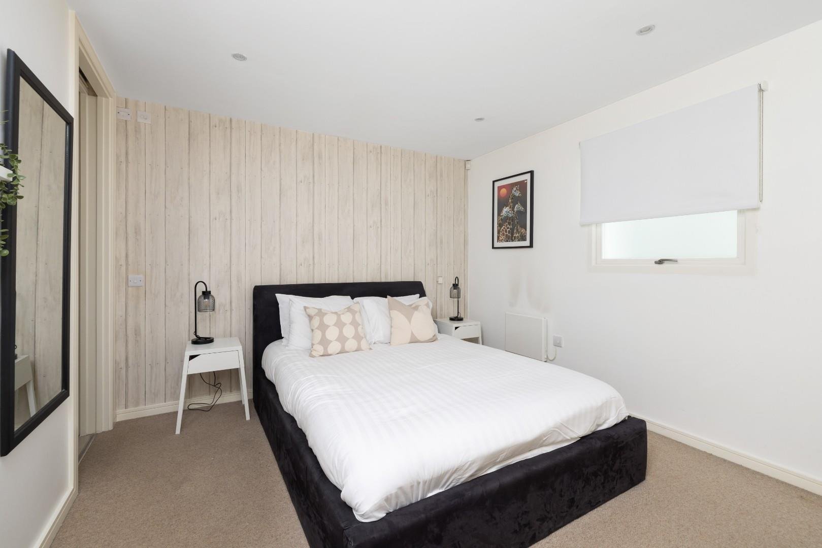 Skypark road bedminster 34705214 char5190