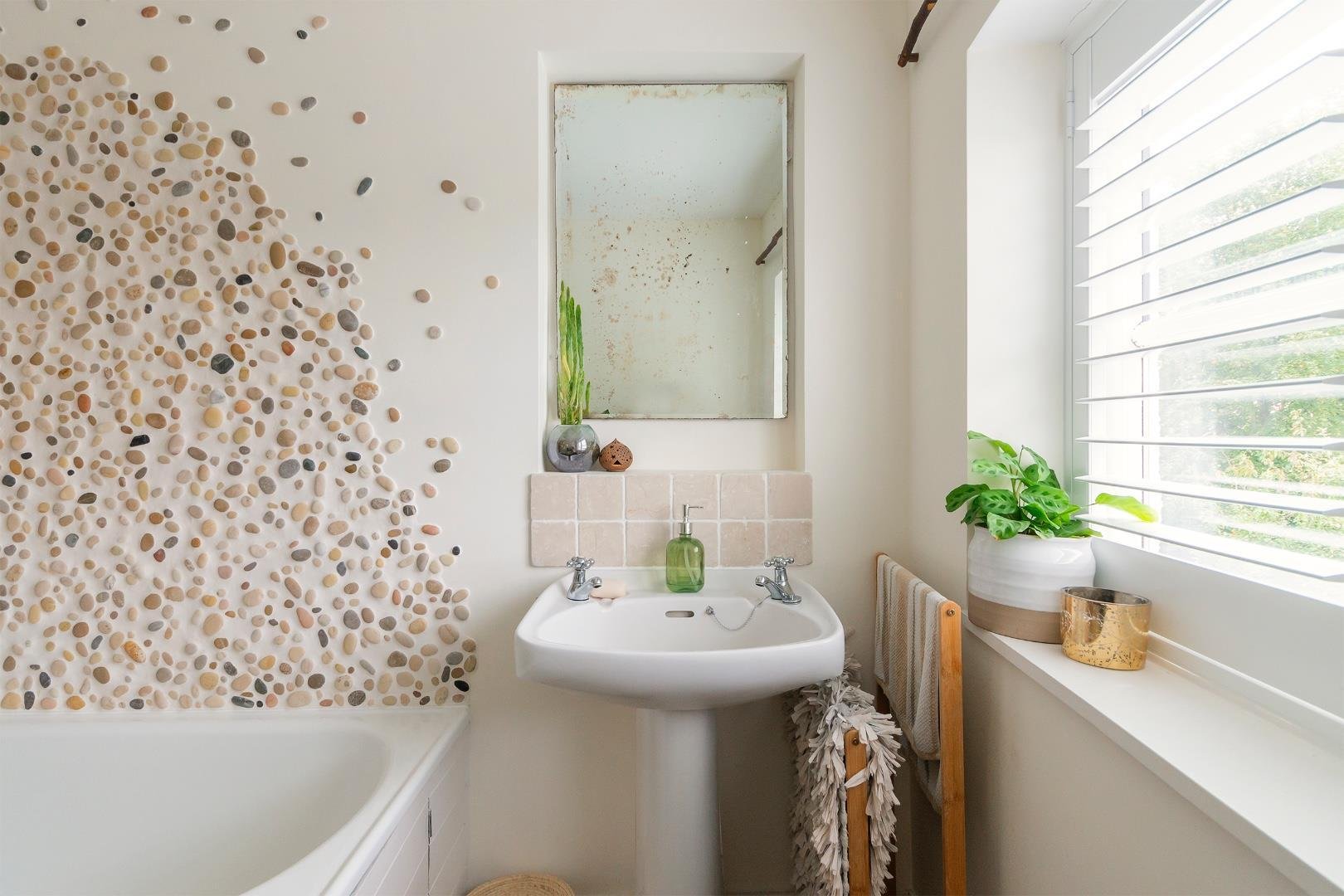 Somerset terrace windmill hill 33978387 ecarrettesremos5 bathroom b