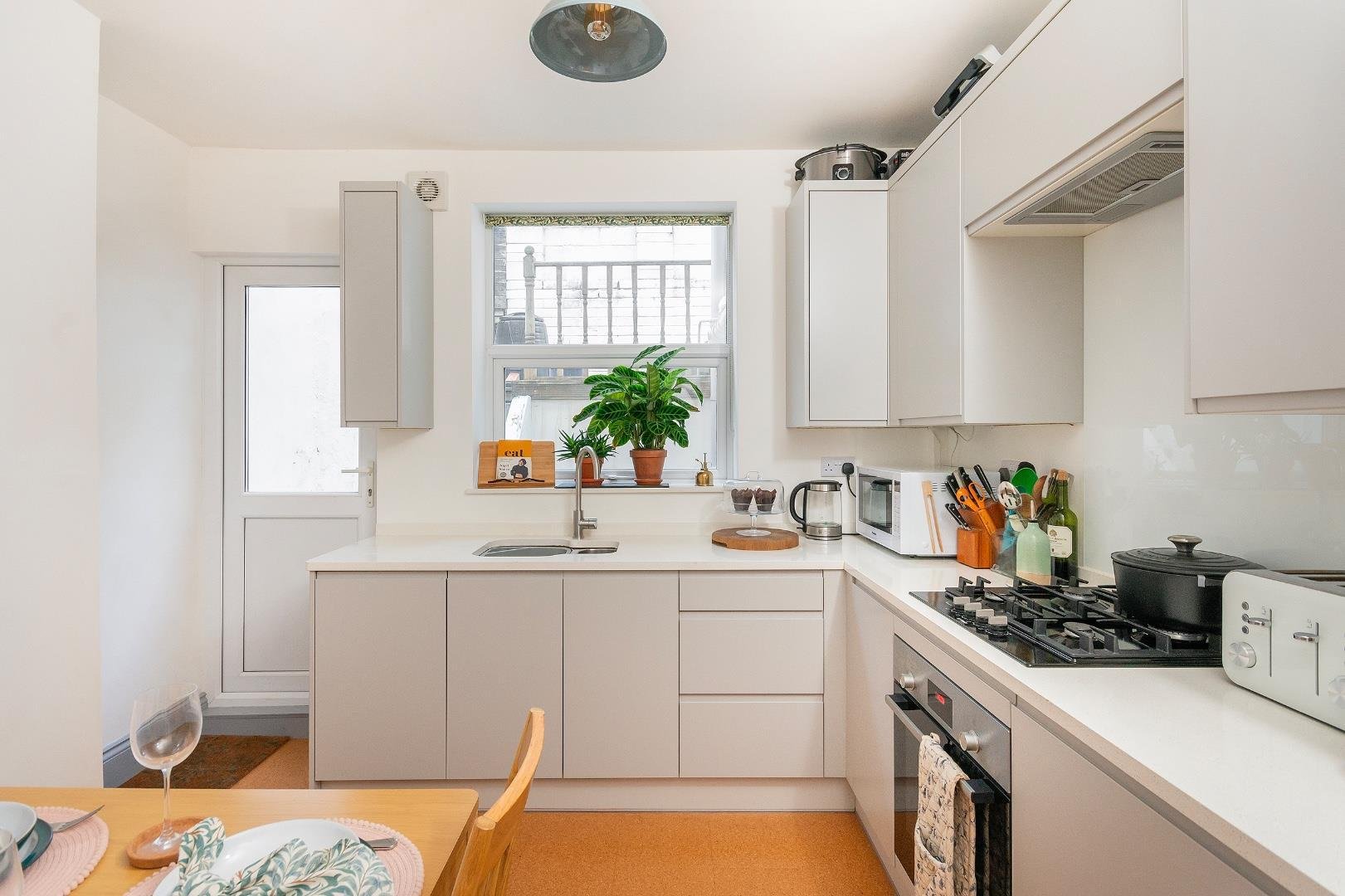 St lukes crescent totterdown 33486683 3 s6 lctn kitchen diner b