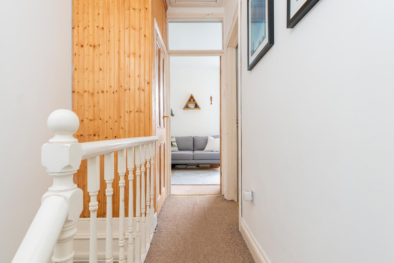 St lukes crescent totterdown 33486683 3 s6 lctn landing b