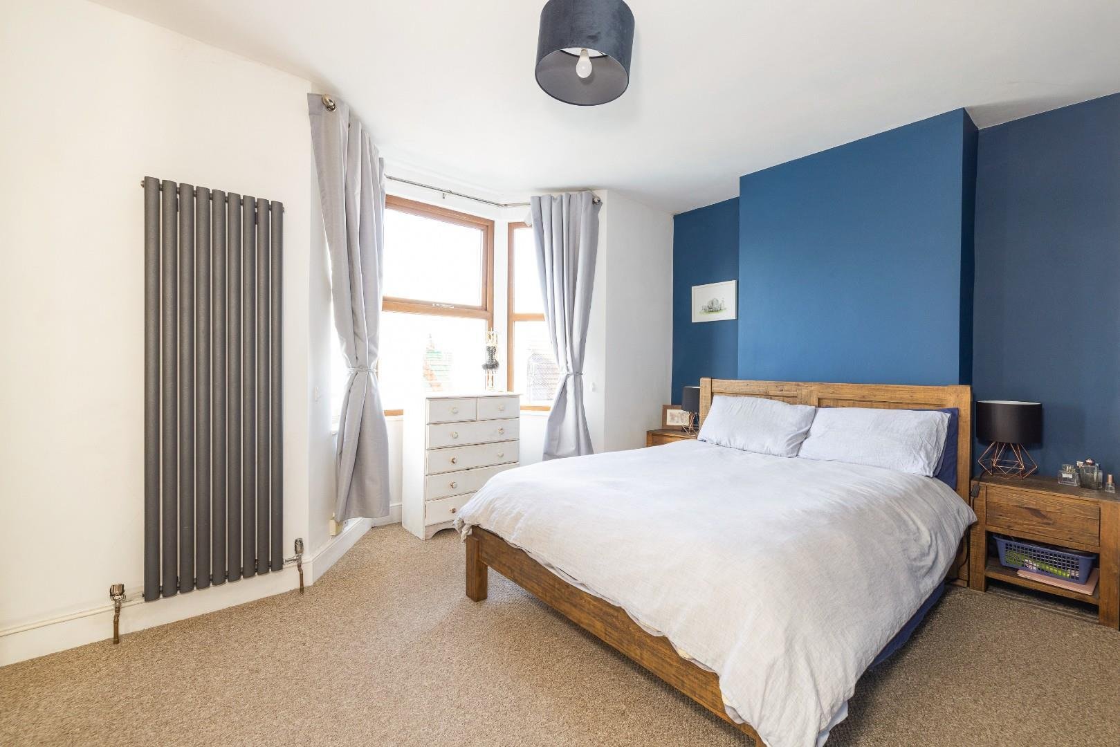 St lukes crescent totterdown 34662532 char9749