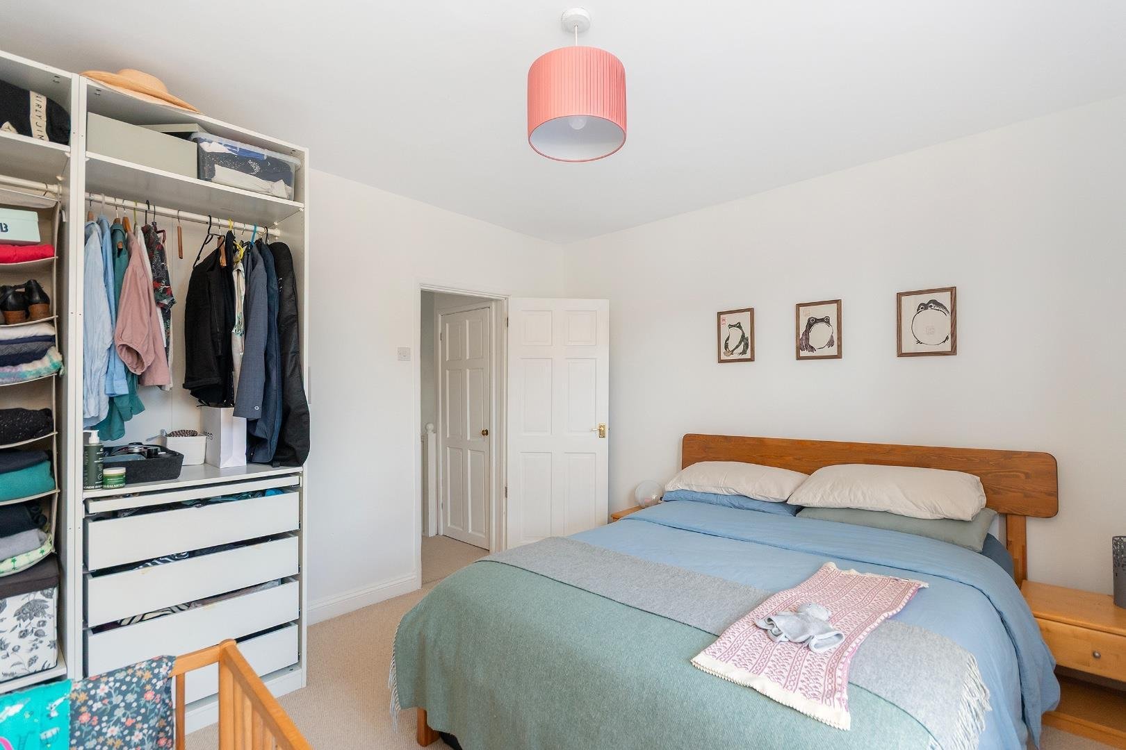 Stanley terrace bedminster 34531849 1 s8 tbr bedroom e