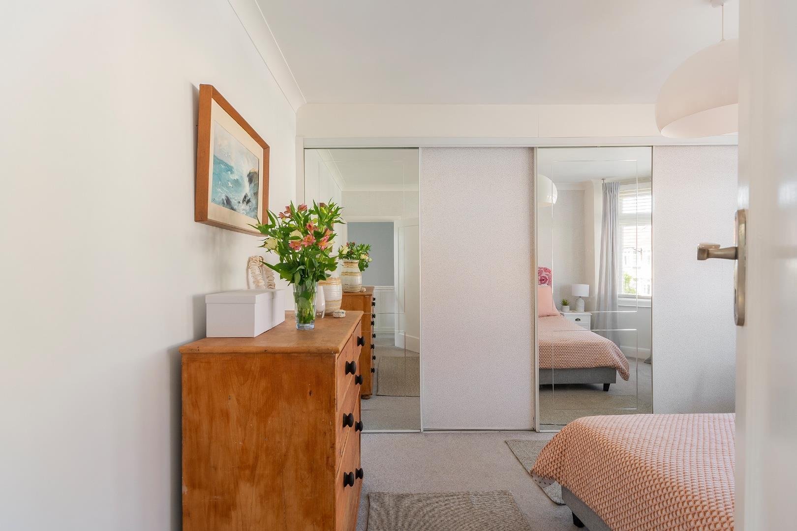Stoneleigh crescent knowle 34164343 4 s4 rke bedroom d