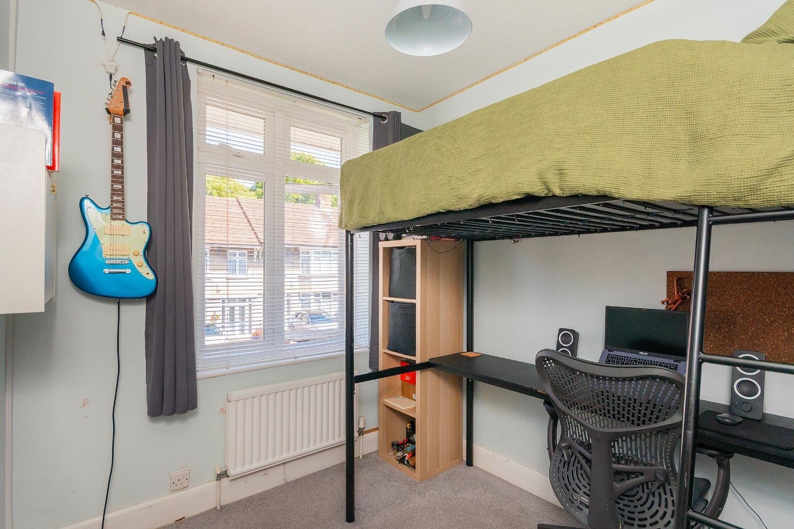 Stoneleigh crescent knowle 34164343 4 s4 rke bedroom j