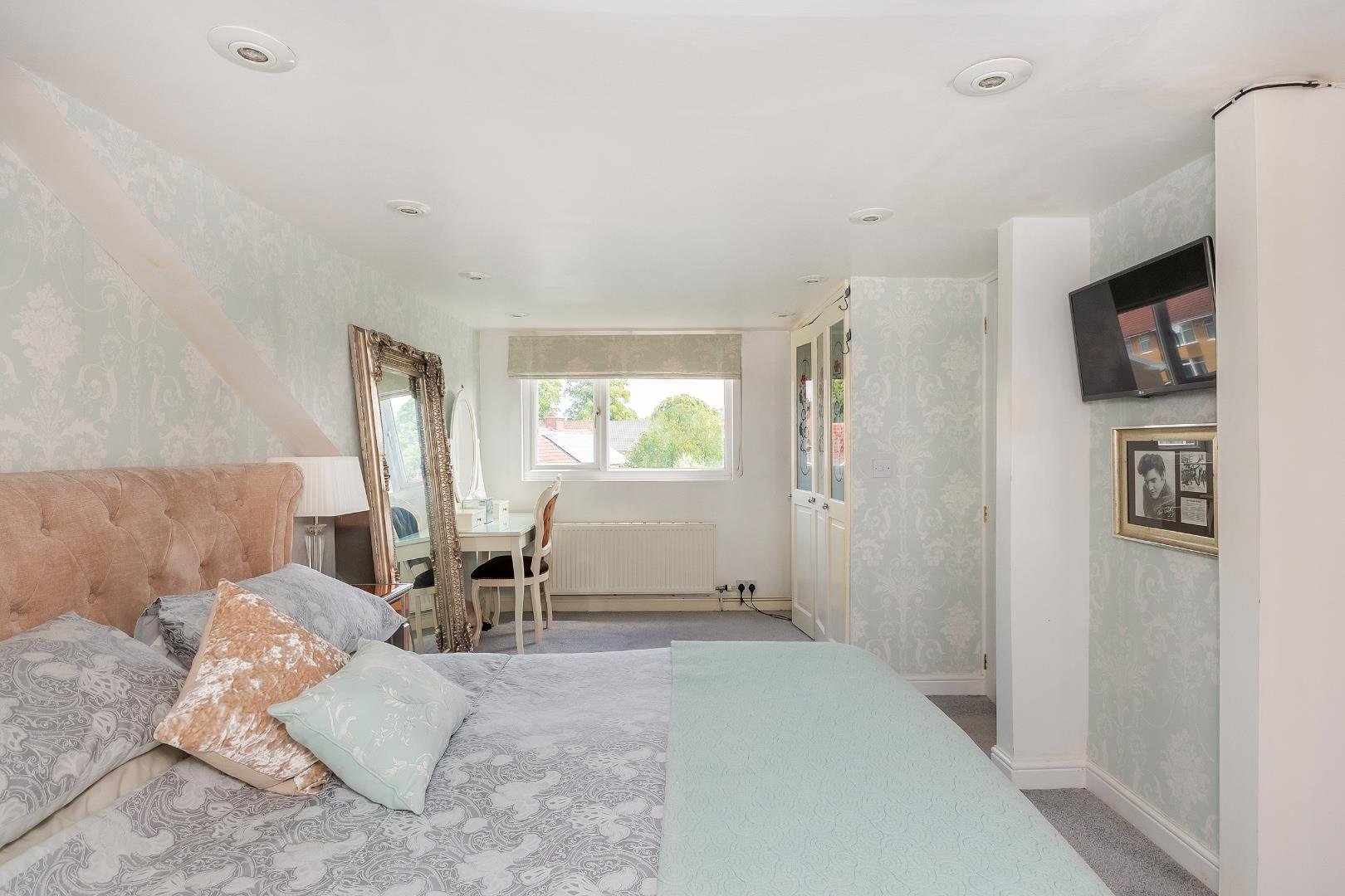 Stoneleigh road knowle 33999514 2 s5 rke bedroom j
