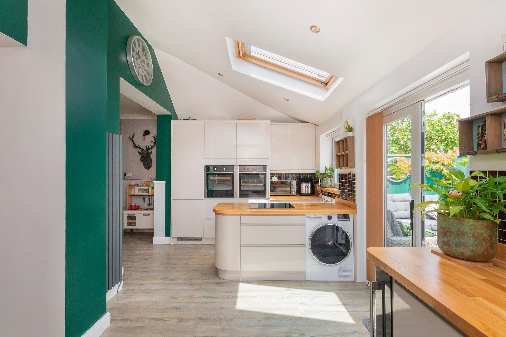Stoneleigh road knowle 33999514 2 s5 rke kitchen e