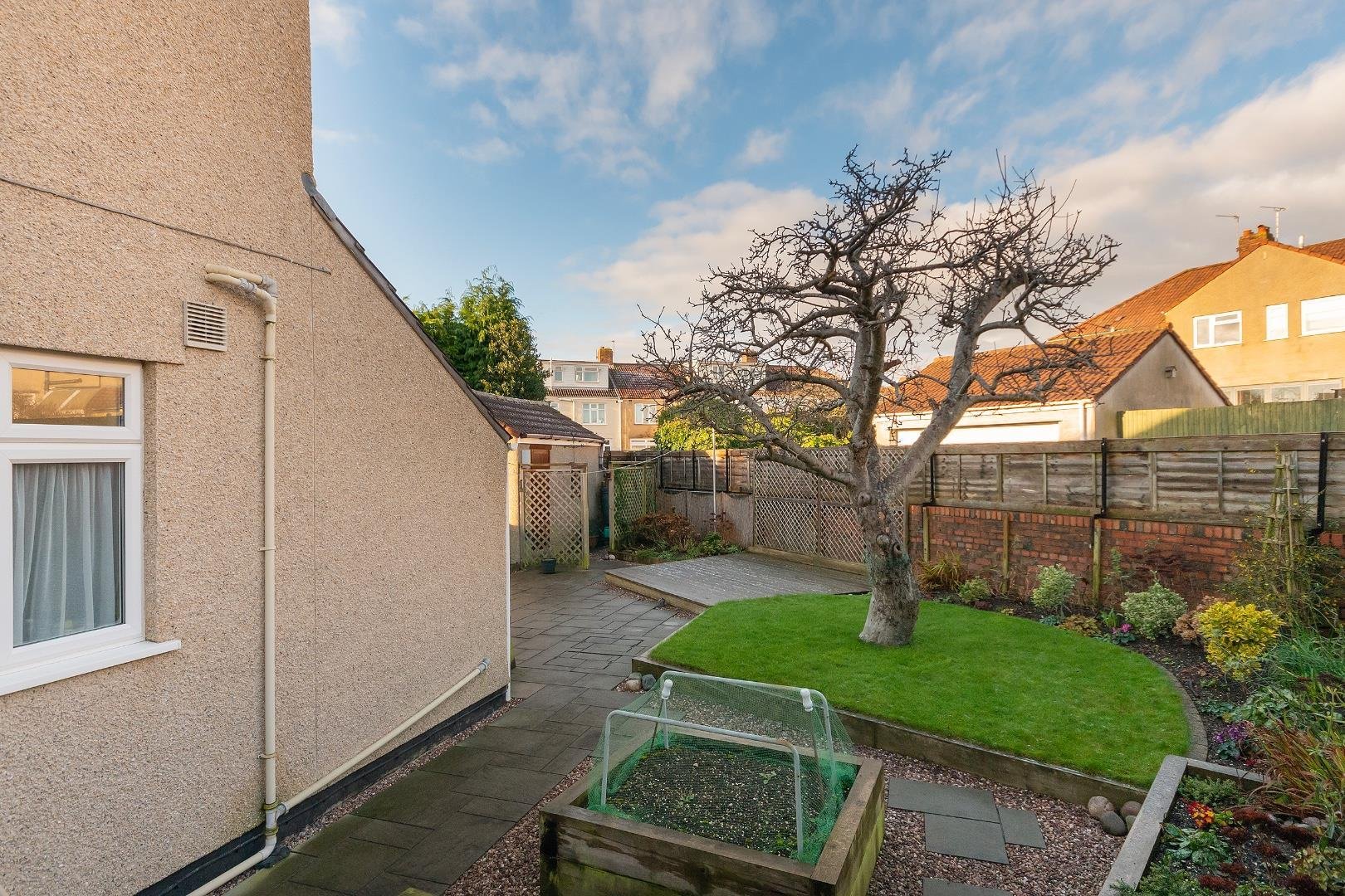 Stoneleigh walk knowle 33568777 0 s9 wke external g