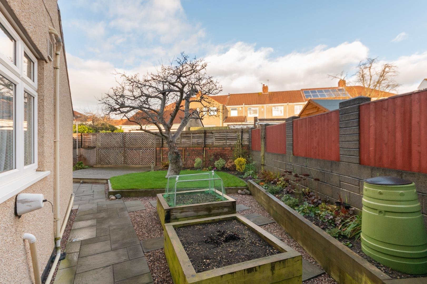 Stoneleigh walk knowle 33568777 0 s9 wke external h