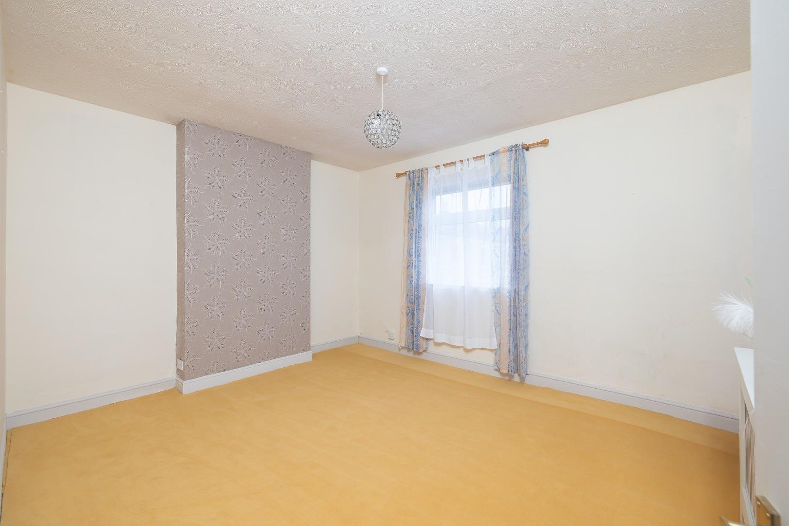 Stuart street redfield 34092452 char7086