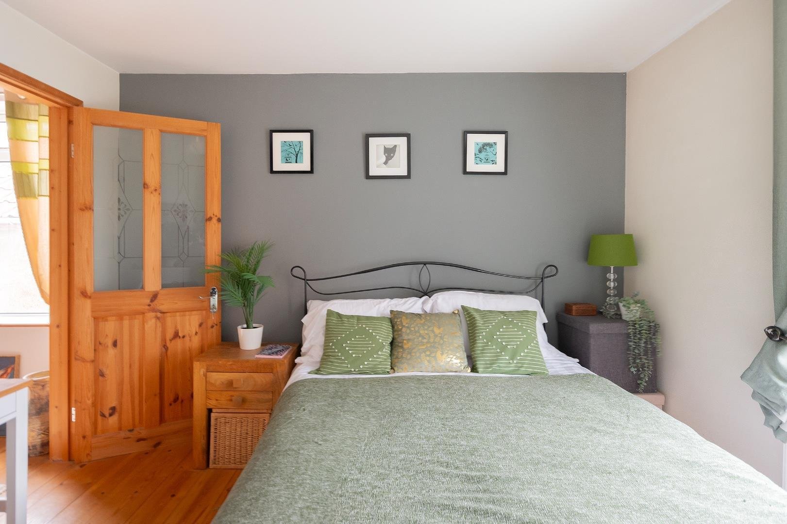 Summer hill totterdown 34262241 2 s0 htn bedroom a