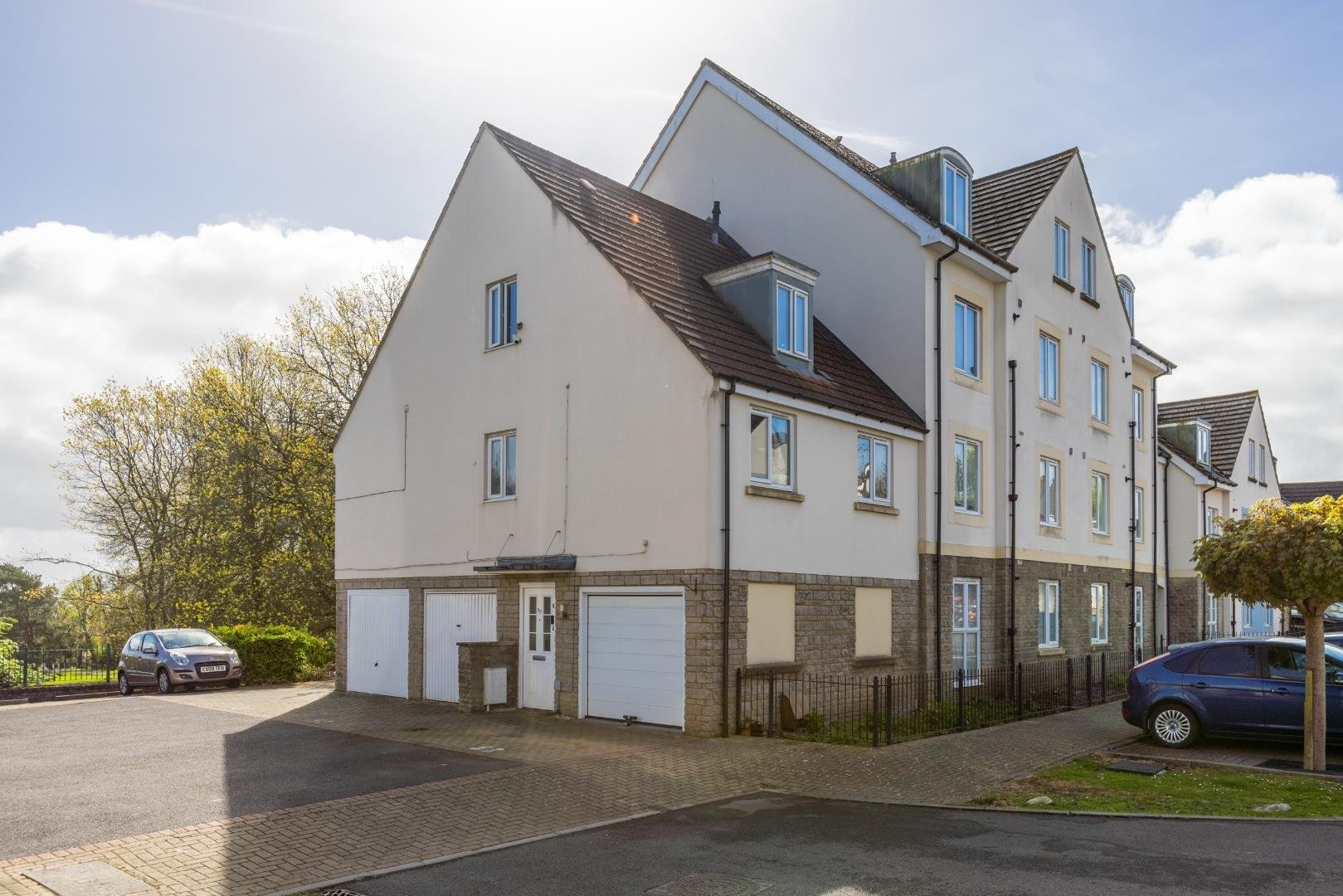 Summit close kingswood 34664566 53 summit close 26