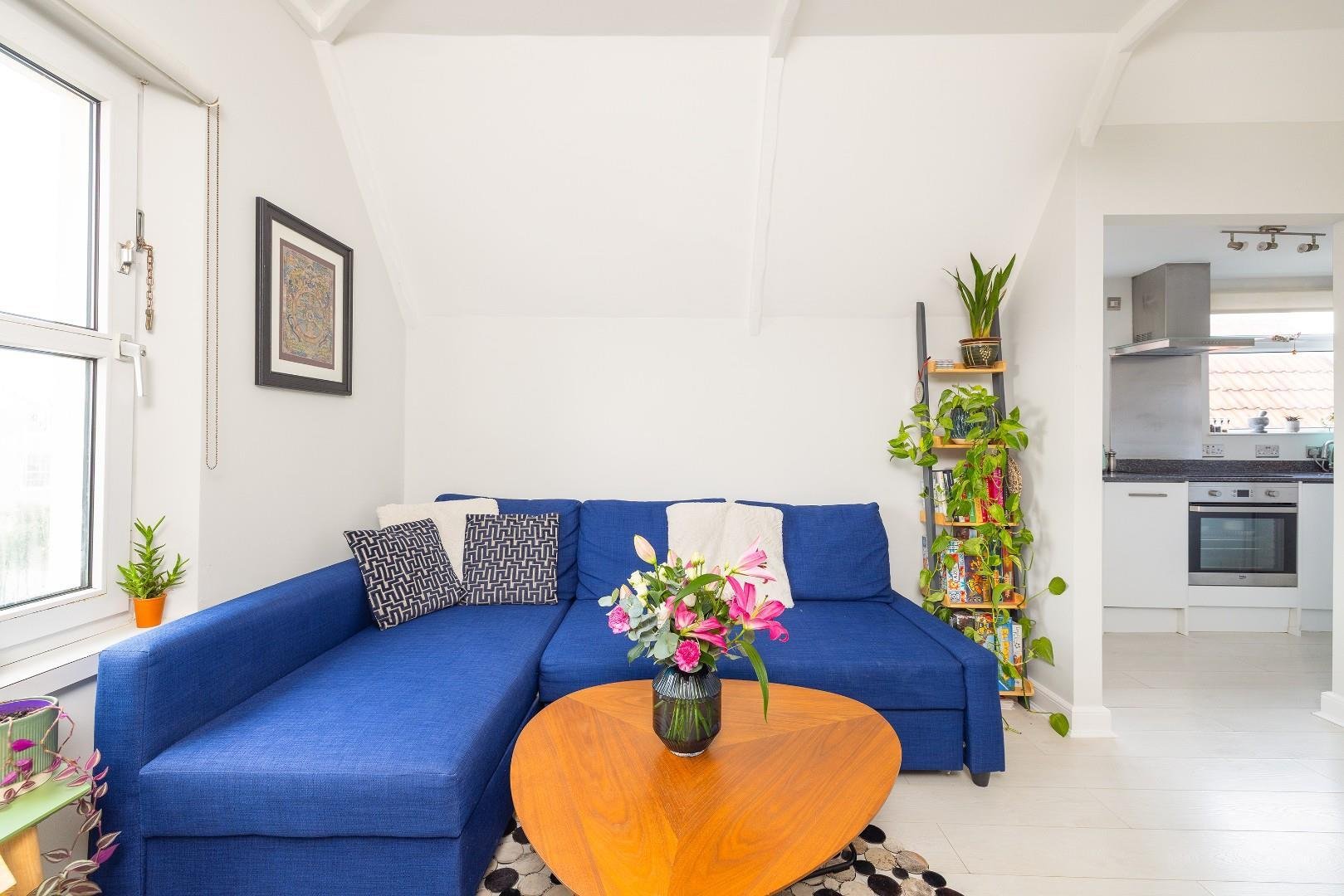 Warwick road redland 34365998 char0605