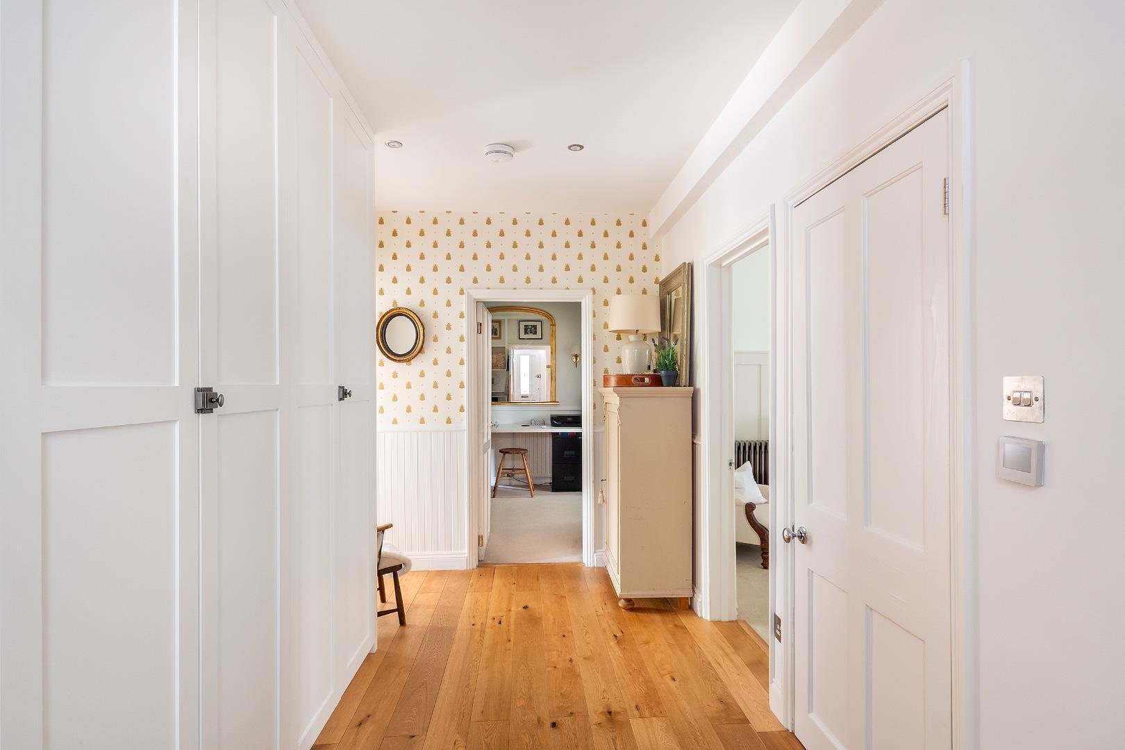 Waverley road cotham 34711096 g3 f5 wrcm hallway a