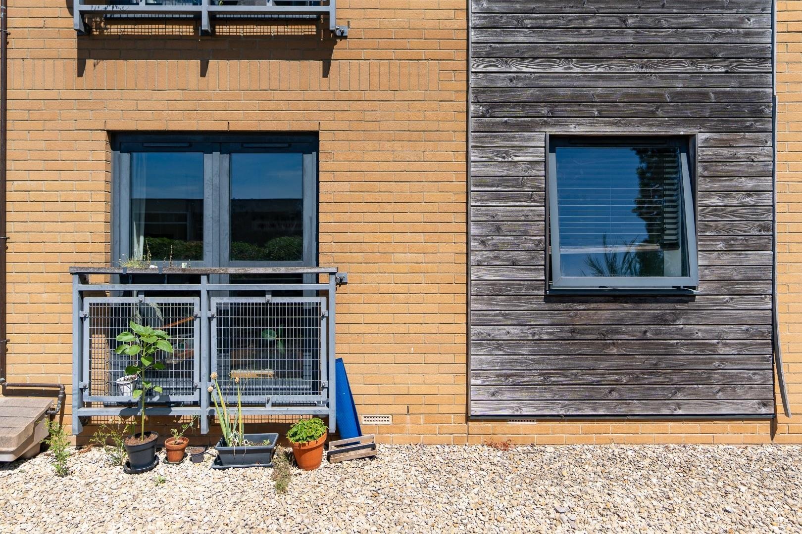 Weavers mill close st george 33975513 olh03113
