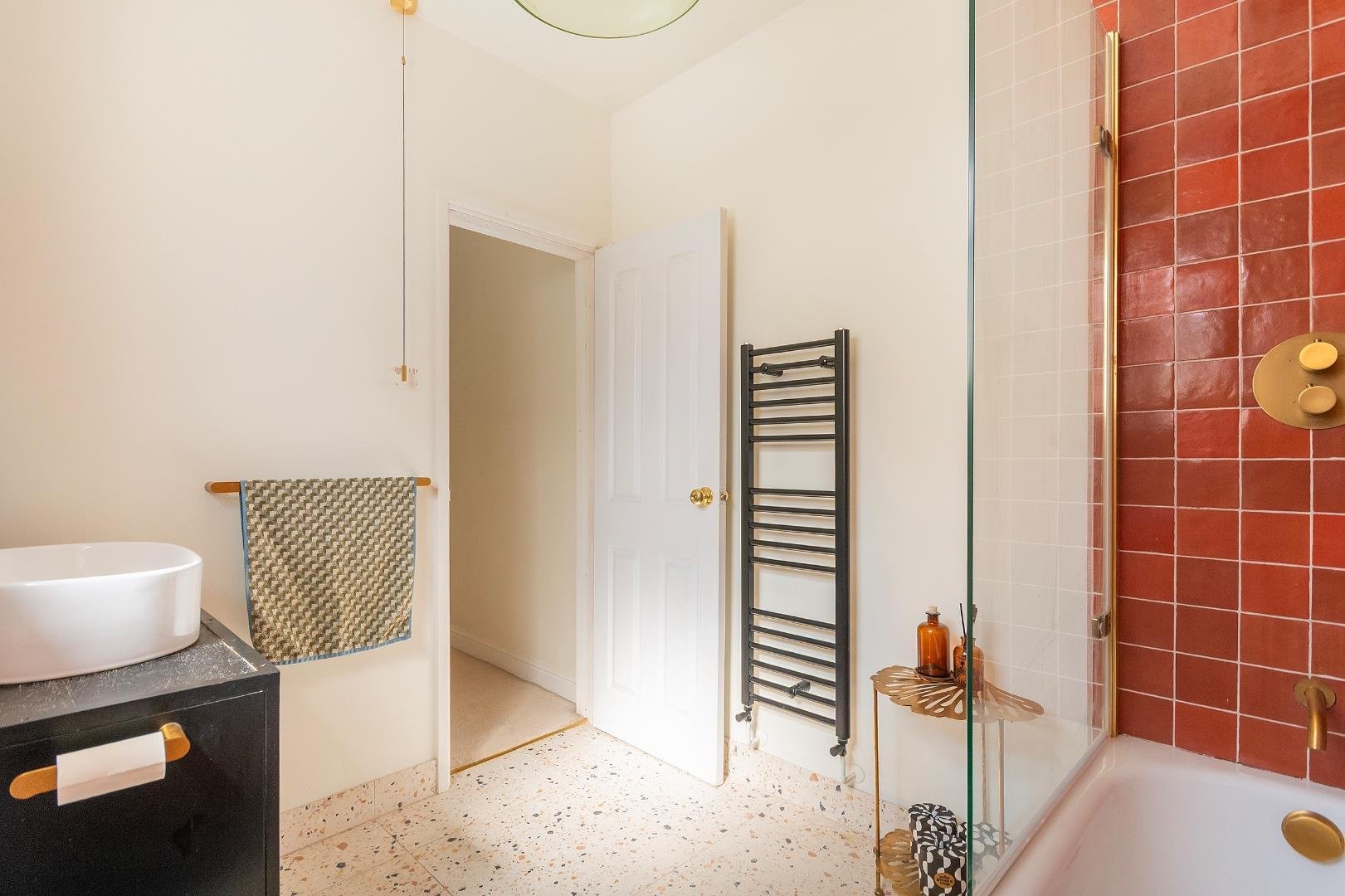 Wells street ashton 34061486 1 w9 san bathroom a
