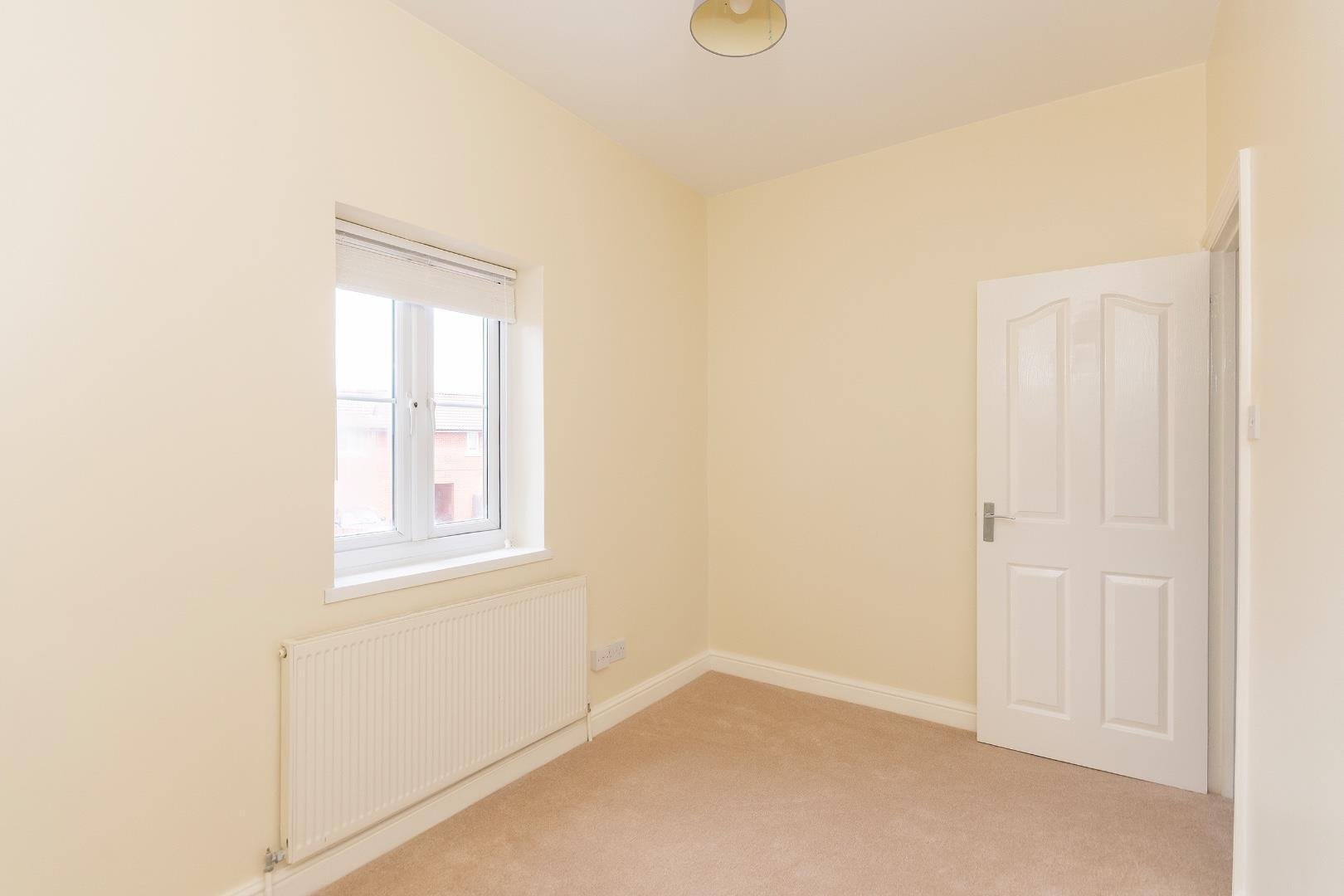 Whitehall road whitehall 34789053 4 w9 r5 awh bedroom d