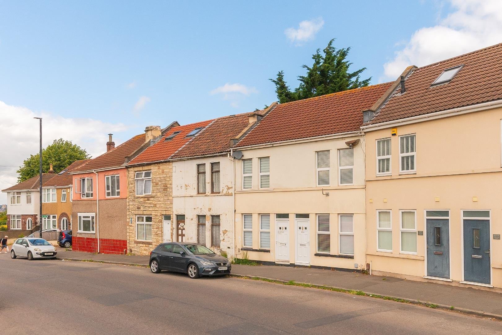 Whitehall road whitehall 34789053 4 w9 r5 awh external f