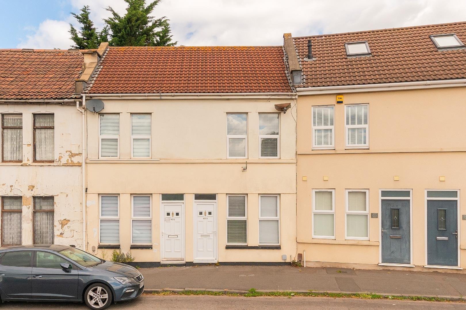 Whitehall road whitehall 34789053 4 w9 r5 awh external g