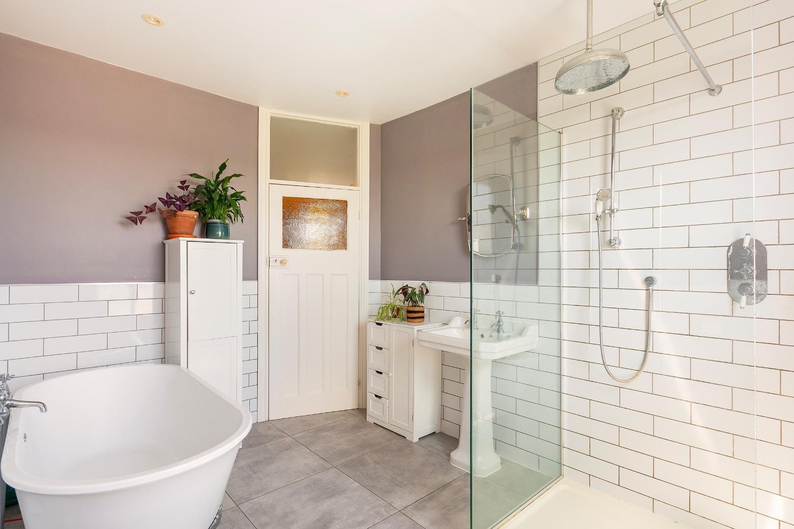 Wick crescent brislington 34316564 3 w9 cbn bathroom a