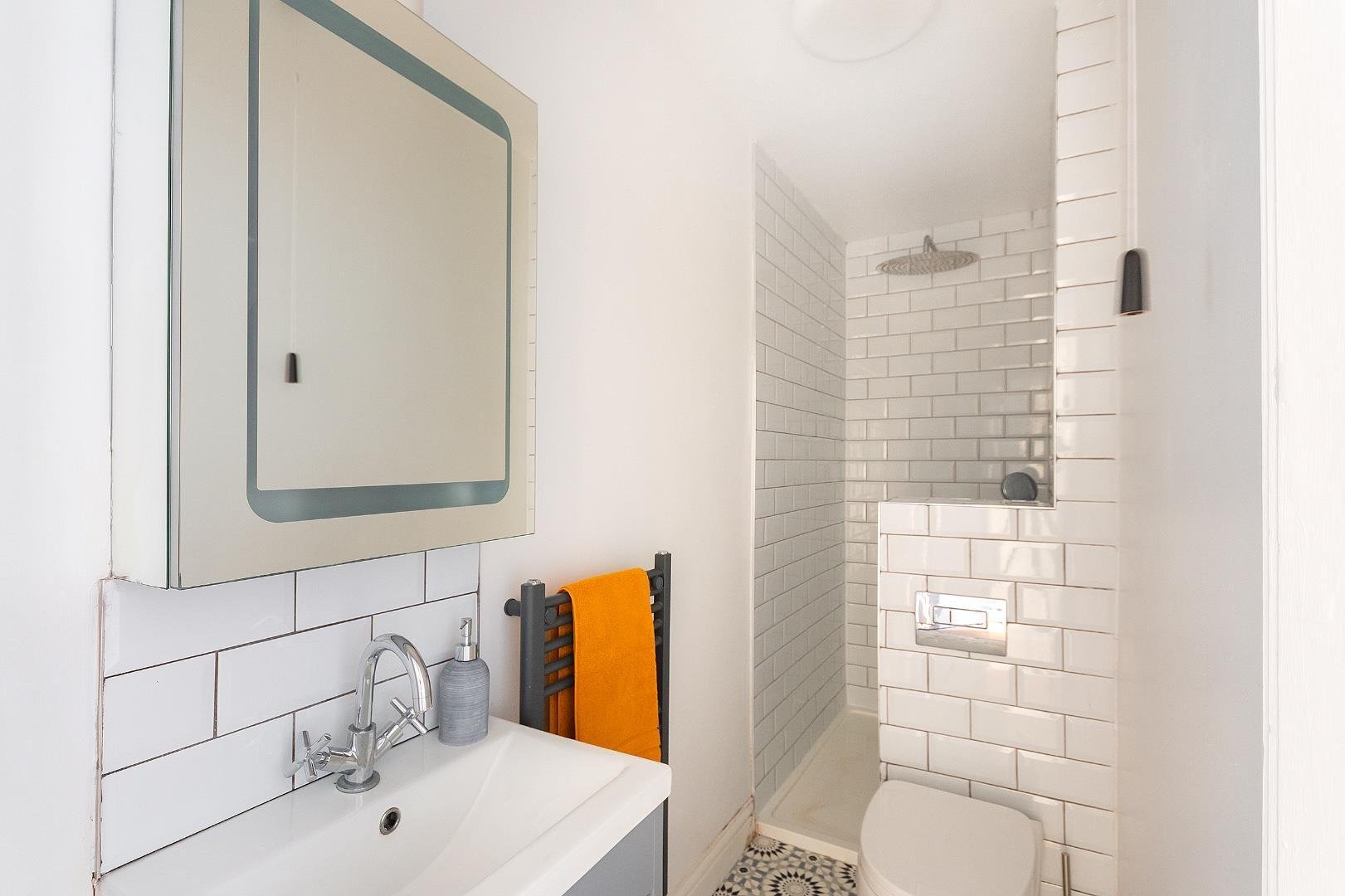 William street totterdown 34230073 g4 f8 wstn shower room a