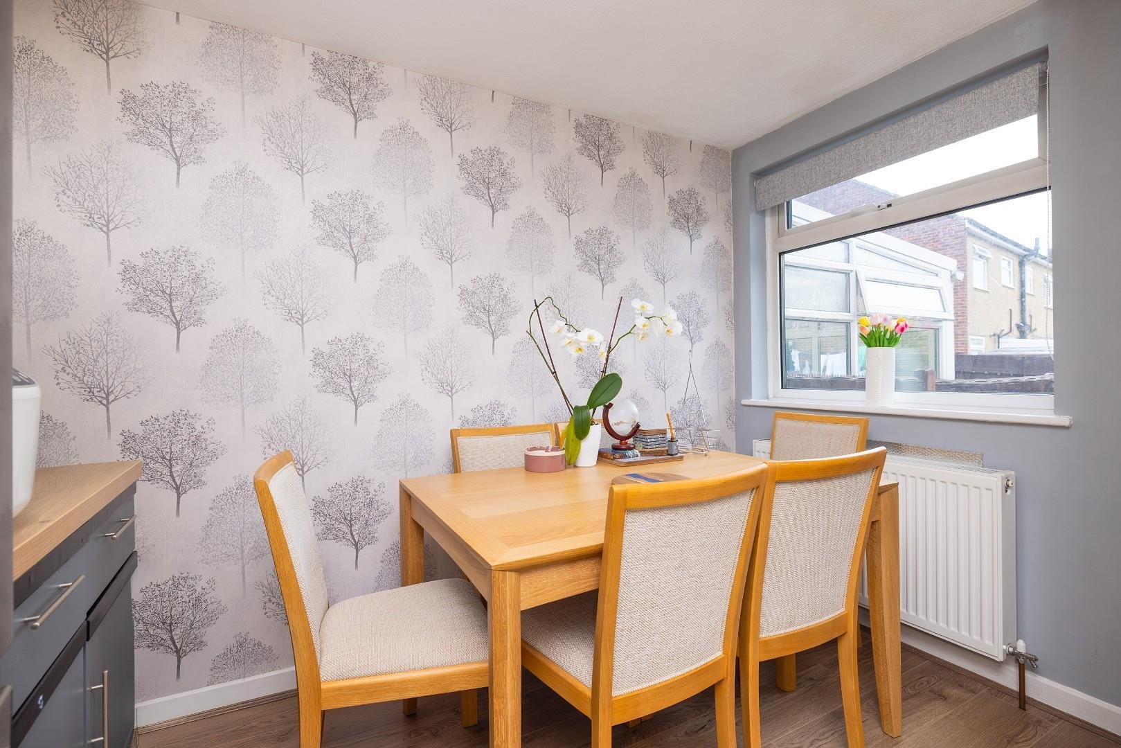 Willis road kingswood 34065445 014 a2390