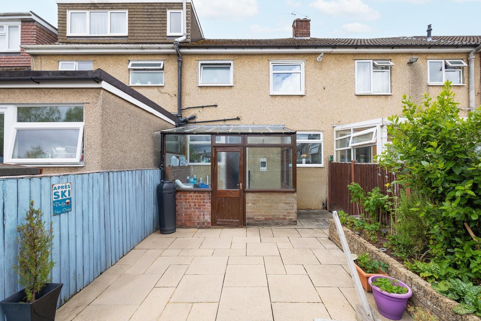 Willis road kingswood 34065445 014 a2405