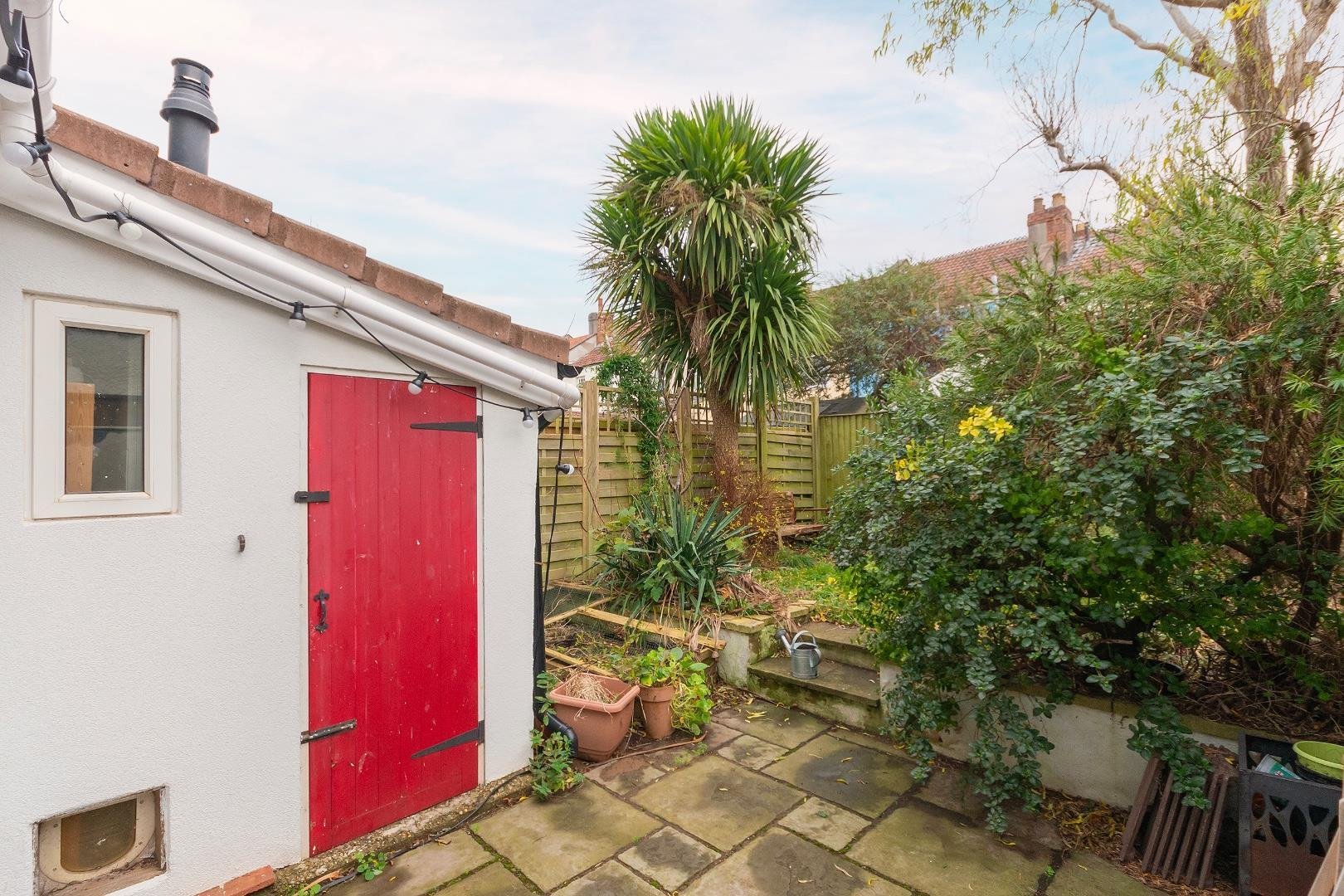 Woodcroft avenue whitehall 33594643 0 w6 awl external i