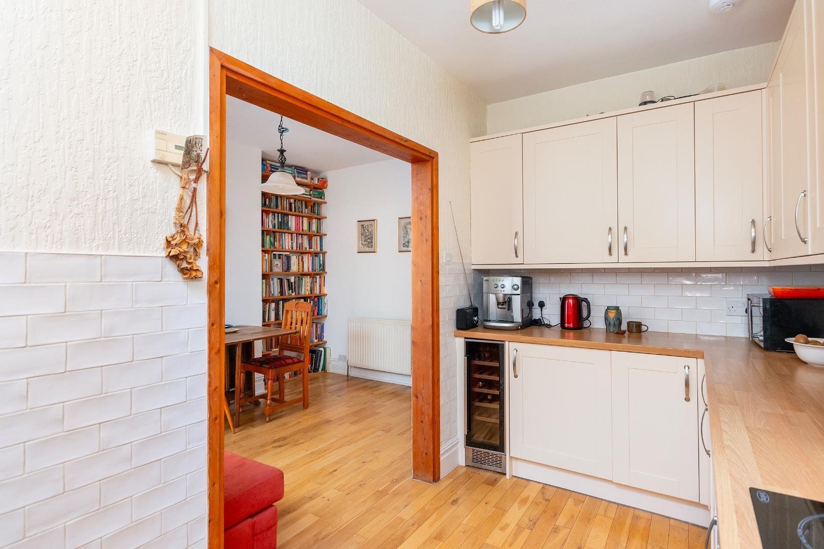 Woodcroft avenue whitehall 33594643 0 w6 awl kitchen a