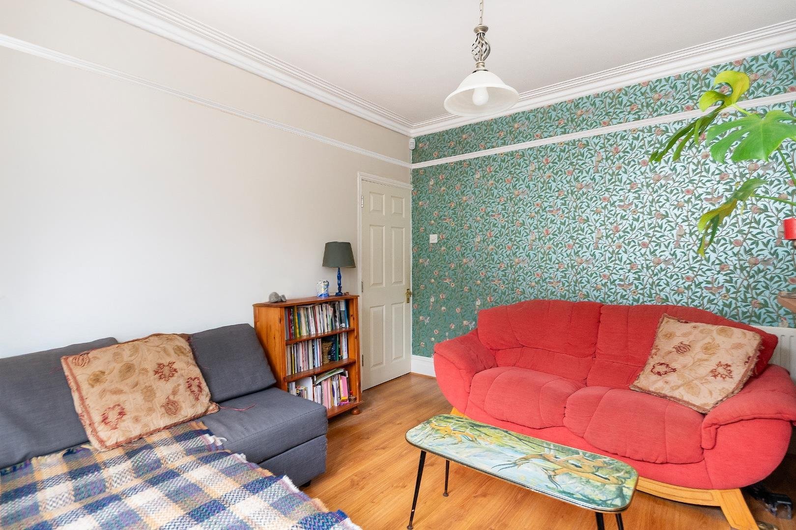 Woodcroft avenue whitehall 33594643 0 w6 awl living room b