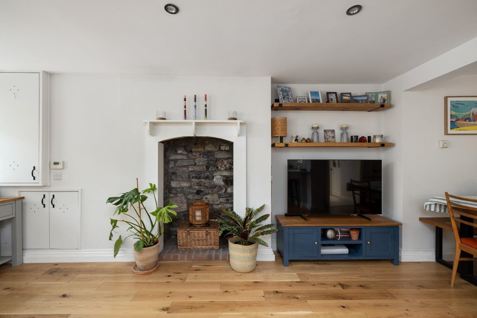 Zetland road redland 34455554 char9244